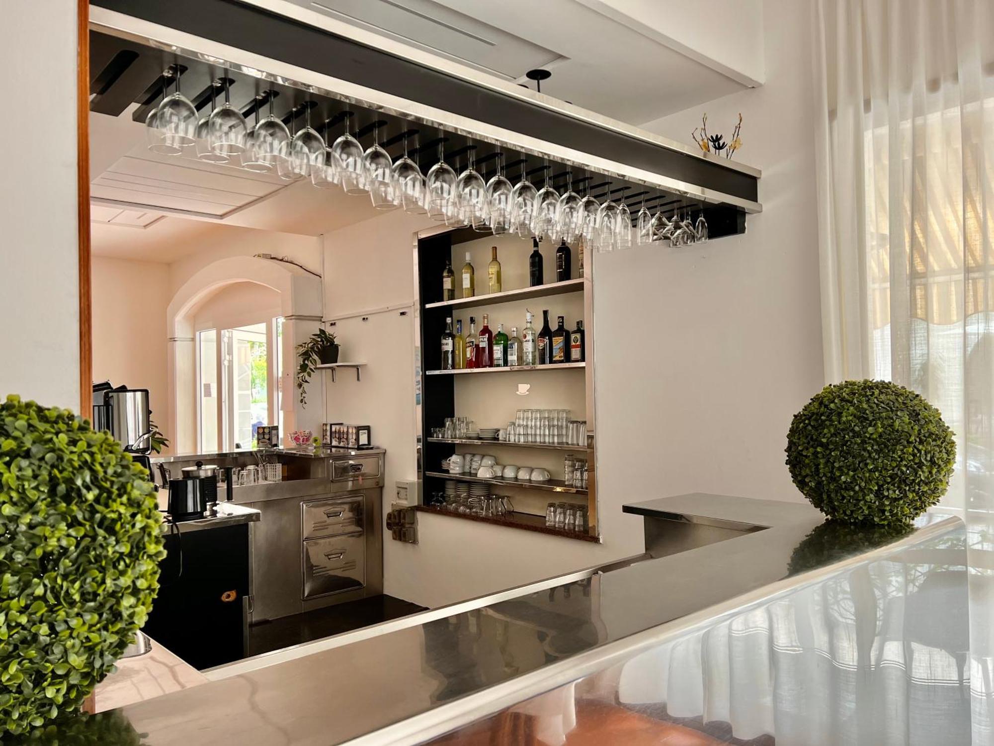 Hotel Villa Dei Fiori Bellaria-Igea Marina Buitenkant foto