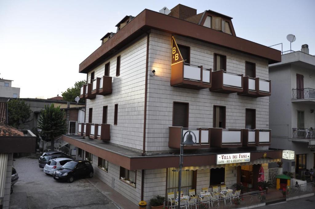 Hotel Villa Dei Fiori Bellaria-Igea Marina Buitenkant foto